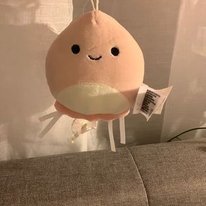 🎄SALE🛍️ Jayda the jellyfish clip Squishmallow